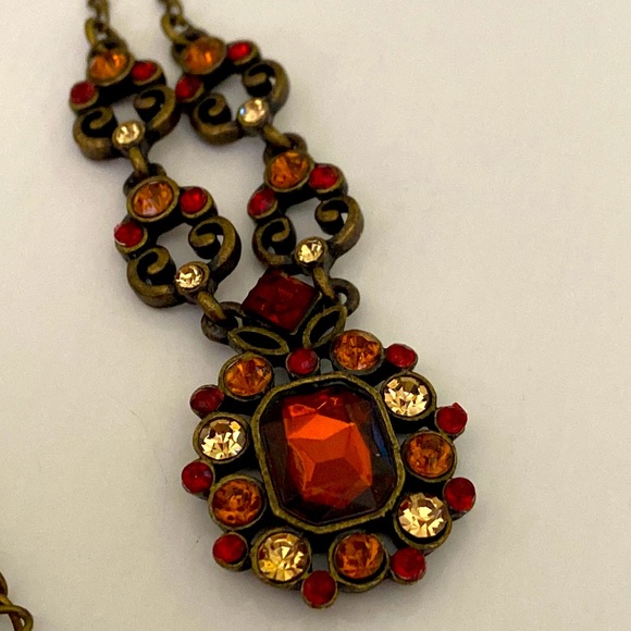 Avon heirloom topaz color pendant necklace and earrings gift set 🧡🤎 - Picture 4 of 8